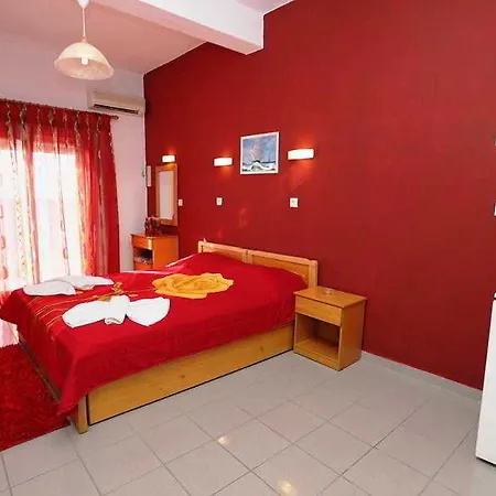 ホテル Papageorgiou 3*